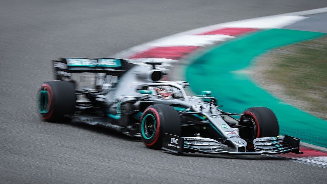 Formula 1'de Hamilton'dan üst üste üçüncü zafer 1 20200802 2 43723324 57176031