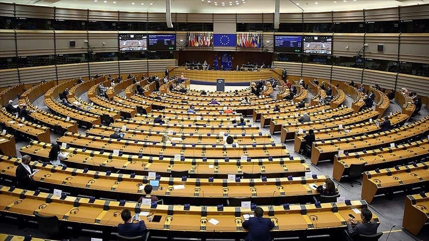 Avrupa Parlamentosu'ndan İngiltere'ye uyarı 1 20200911 2 44312028 58070849