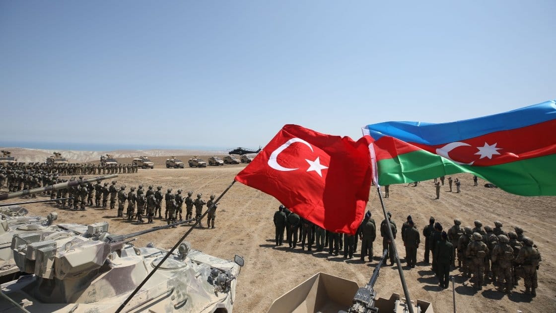 İngiliz basını: Azerbaycan-Ermenistan savaşının en büyük galibi Türkiye 1 20201111 2 45313744 59678465