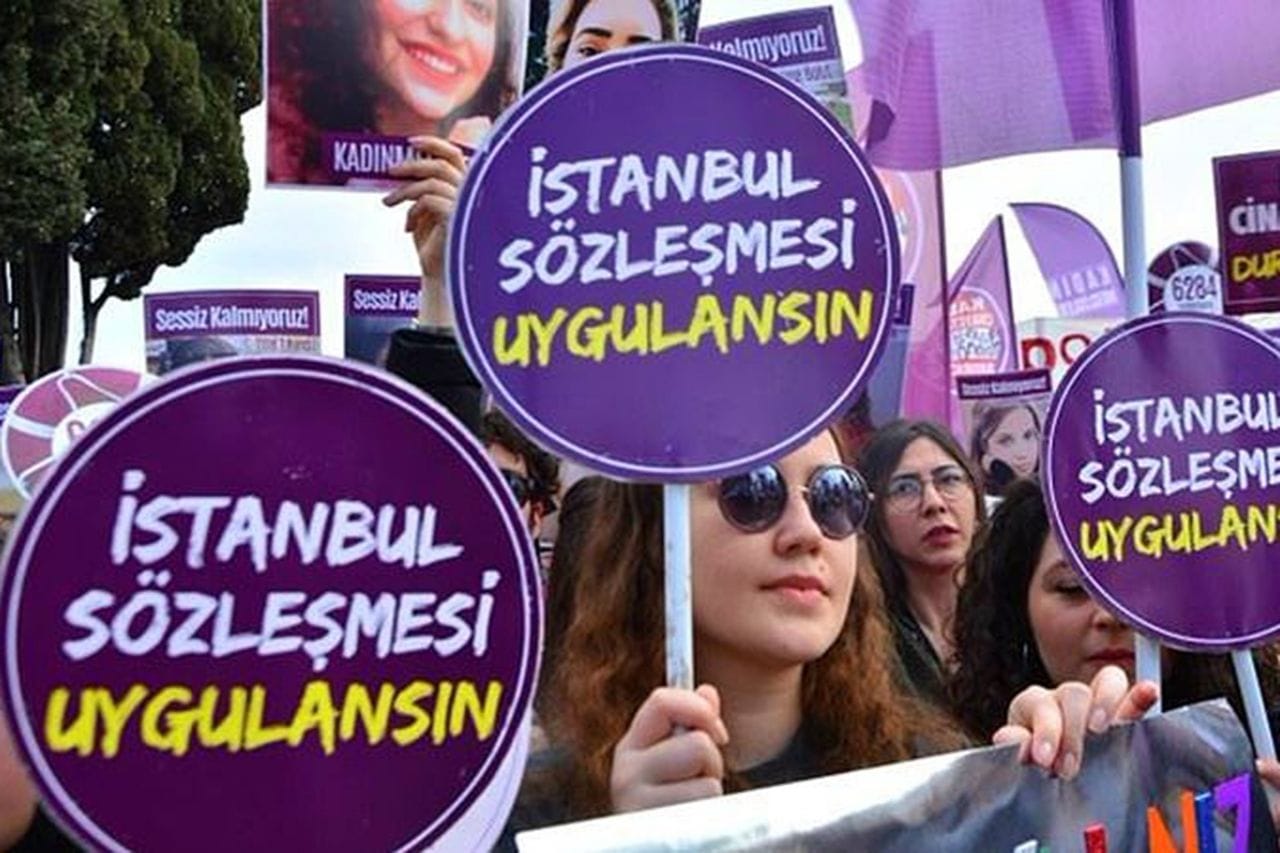 "İstanbul Sözleşmesi" gece yarısı kararnamesi ile feshedildi. Karara tepkiler artıyor 1 EwwW2 8WgAAtiRp