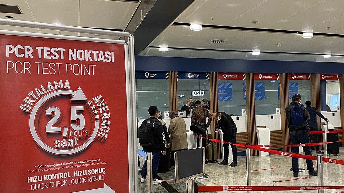 Son Dakika: İngiltere, Türkiye'yi kırmızı seyahat listesine ekledi 1 20210502 2 48088421 64764509