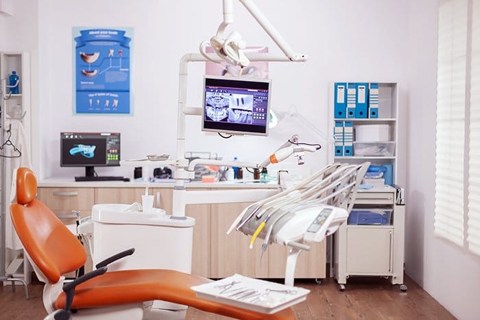 dental clinic interior with modern dentistry equip CFFR9YB