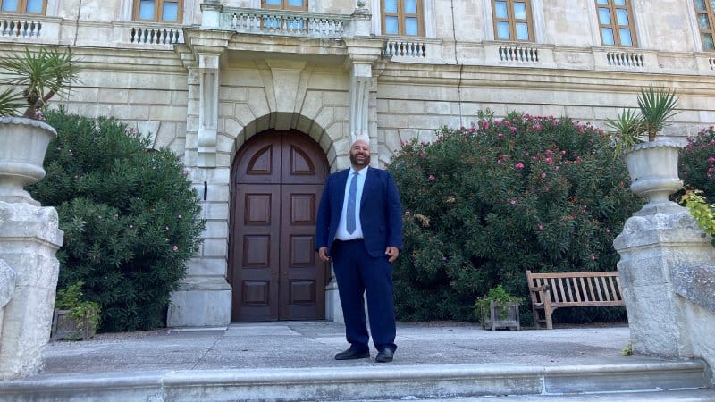 kenan poleo birlesik krallik istanbul baskonsolosu olarak goreve basladi