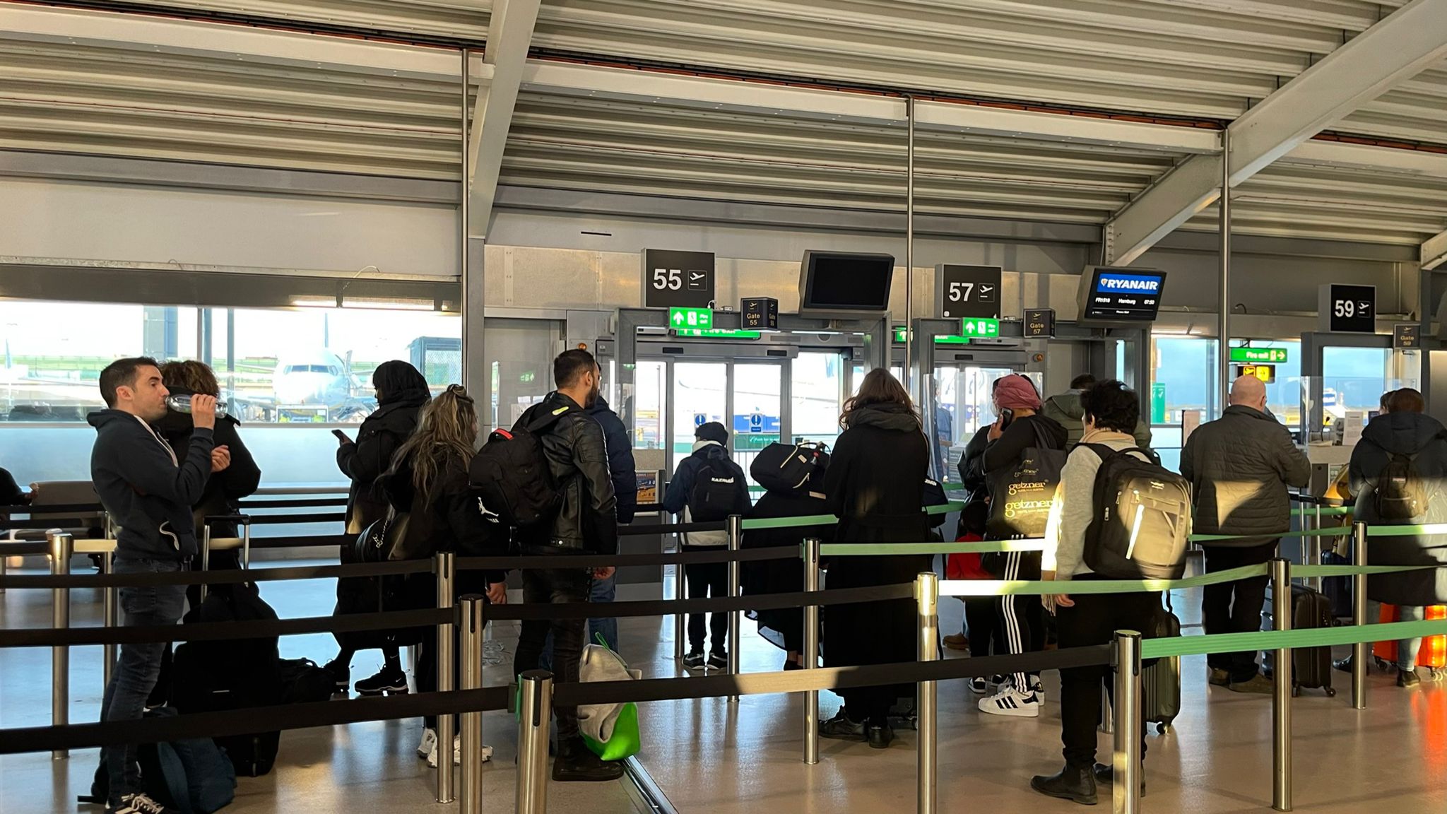 İngilizler AB ülkelerini ziyaret ederken yeni vize ücreti ödeyecek 2 havayolu 2