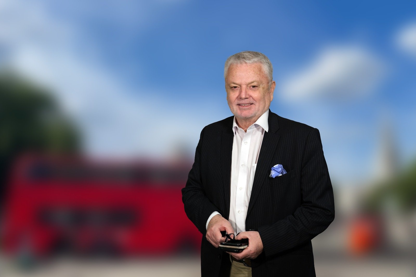 Yalcin AVci