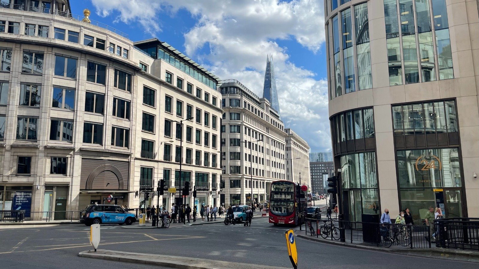İngiltere'de otel fiyatlarında olağanüstü artış 1 london
