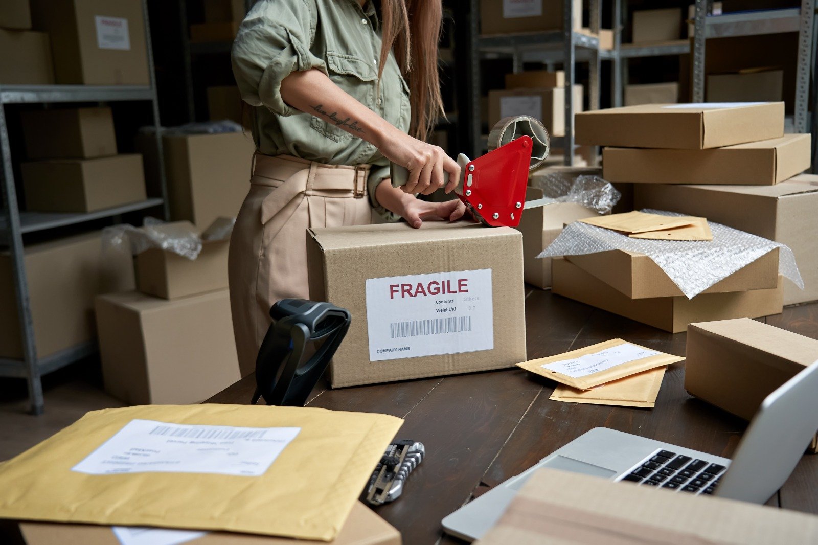 İngiltere'de greve çıkmayan kalmadı! Bu sefer Royal Mail, British Telecom ve Reach plc çalışanları greve çıktı 1 Royal mail
