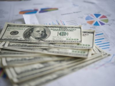 DOLAR