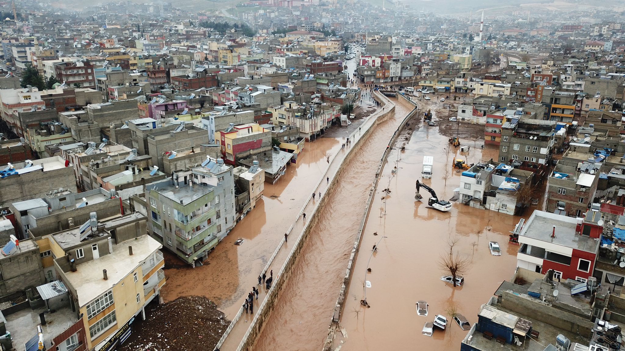 Şanlıurfa ve Adıyaman'da sel felaketi: Can kaybı 15'e yükseldi 1