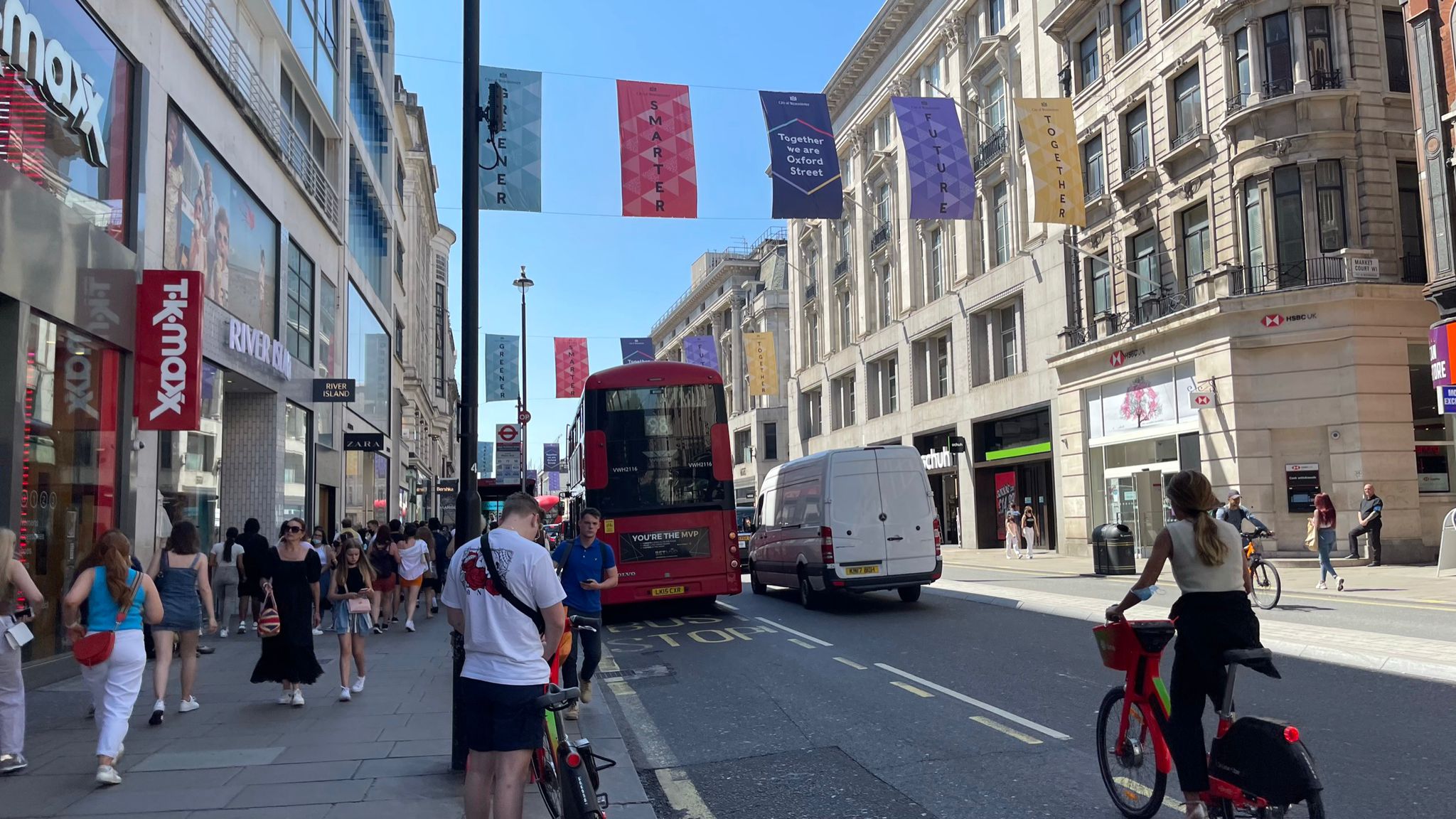İngiltere hükümeti geçen yıl beklenenden daha az borçlandı 1 londra buyume