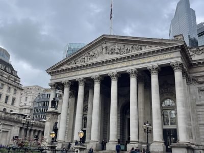 ingiltere merkez bankasi