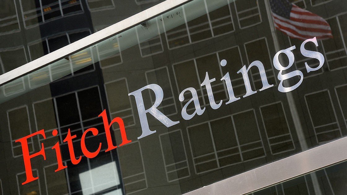 Fitch, İngiltere'nin kredi notu görünümünü 'negatif'ten 'durağan'a çevirdi 1 fitch