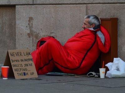 homeless man 833017 1920