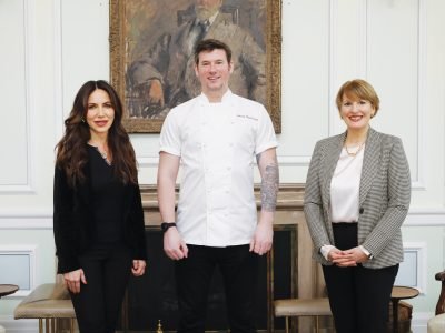 1712043998 BER L AVU O LU ADAM HANDLING MBE B RLE K KRALLIK T RK YE B Y KEL S JILL MORRIS