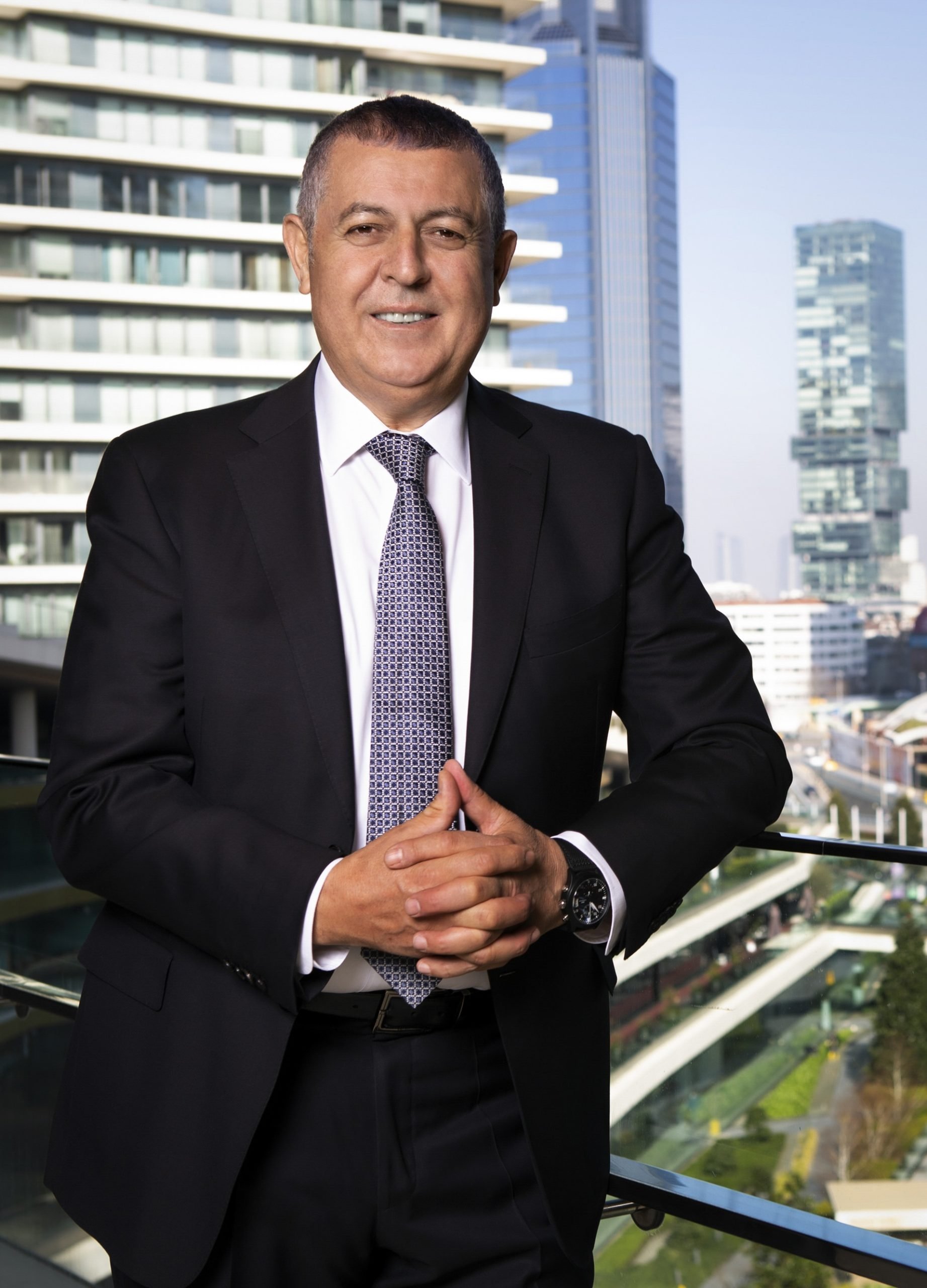 Kibar Holding CEO'su Haluk Kayabaşı