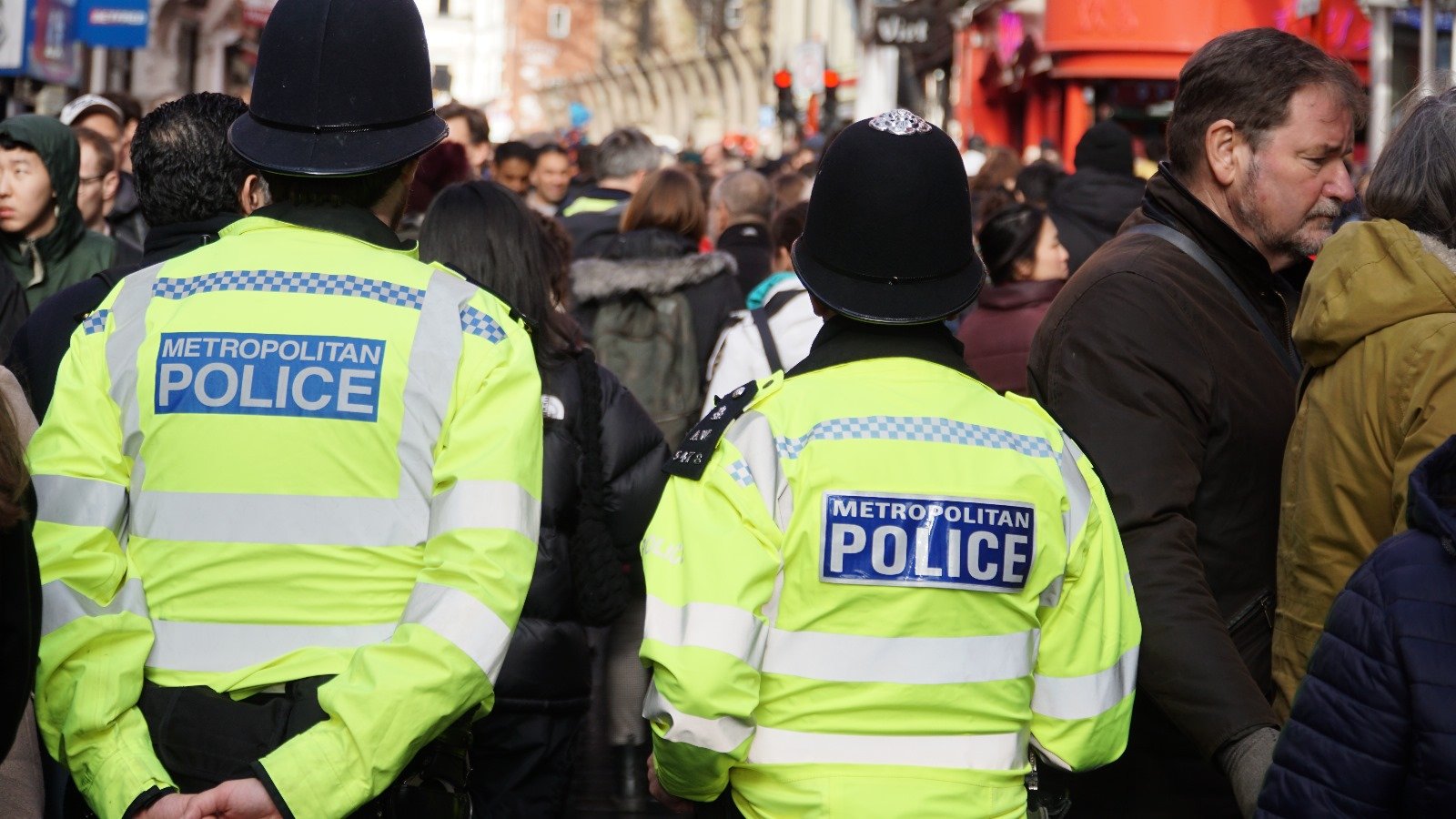 polis