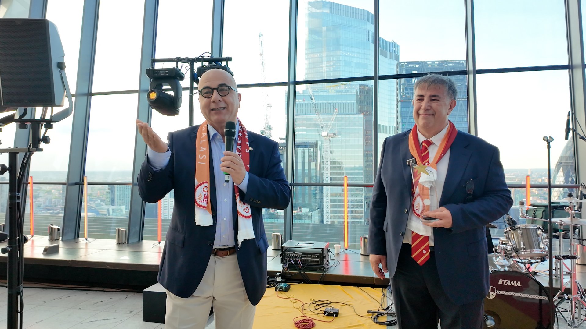 Galatasaray'ın 24. Şampiyonluğu İçin Londra'da Görkemli Kutlama 6 Gala GS Association UK 10