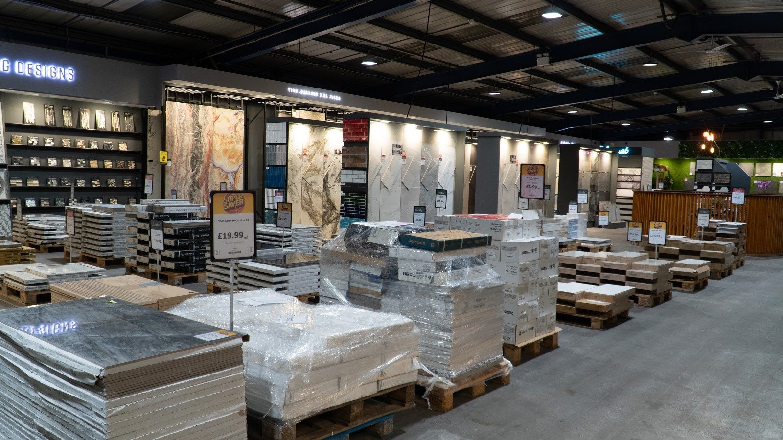 Londra merkezli seramik, fayans ve banyo ürünleri firması Tiles DIY Luton’daki 10. mağazasını açtı 5 Tiles Diy Showroom A 1