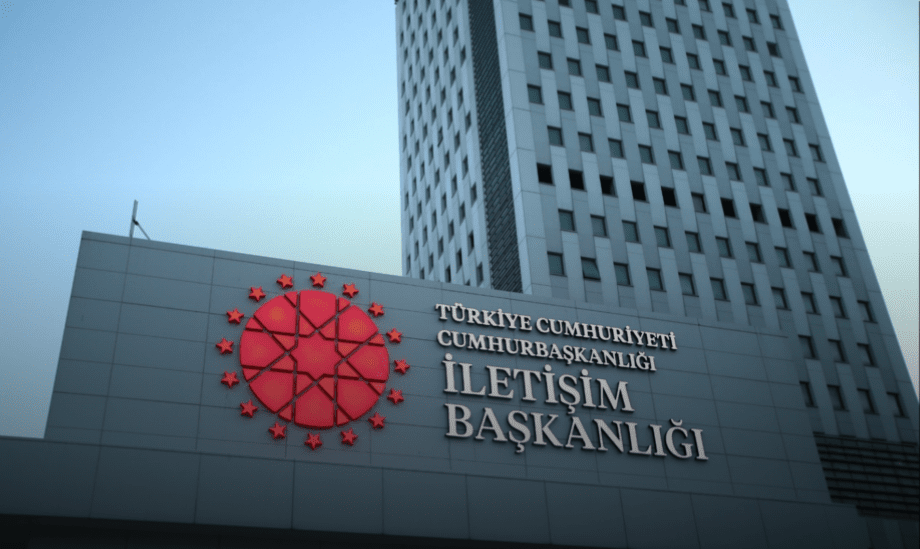 Cumhurbaşkanlığı İletişim Başkanlığı, "Yeşil ve Gri Pasaportlarla İlgili İddialar Asılsız" 1 iletisim baskanligi