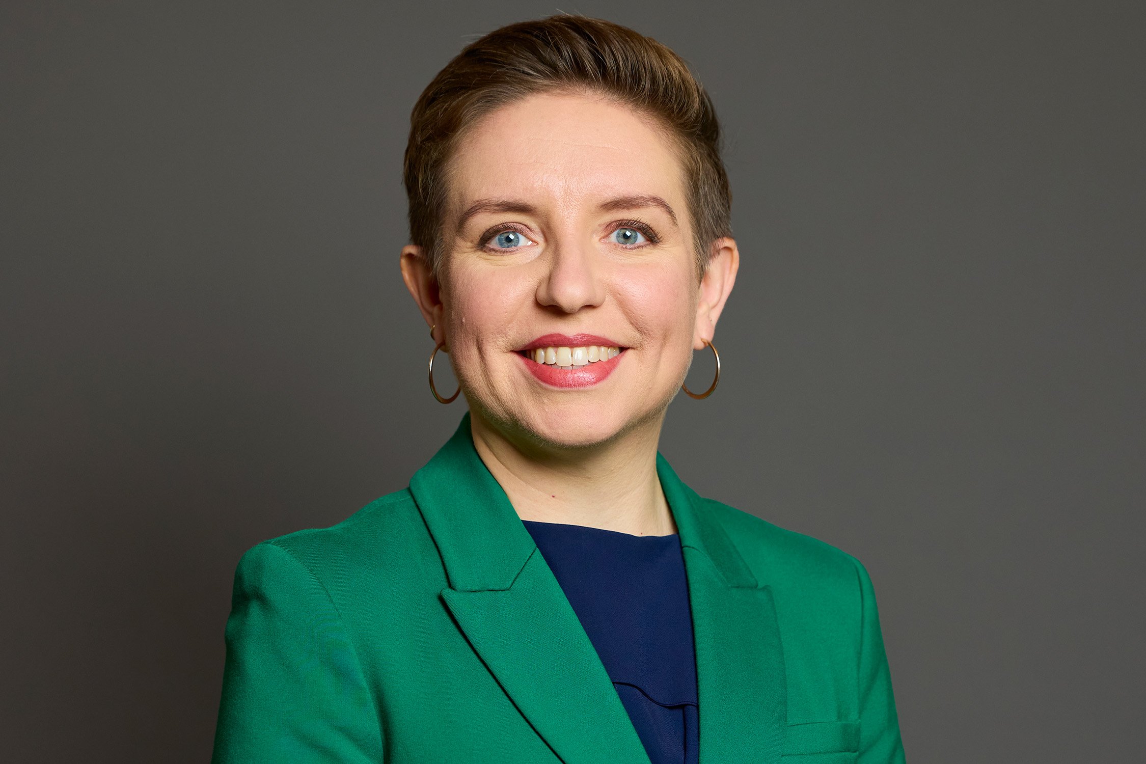 Green Parti Milletvekili Carla Denyer; İşçi Partisi, Reform’un Göçmen Politikalarını Taklit Ediyor 2 Portrait