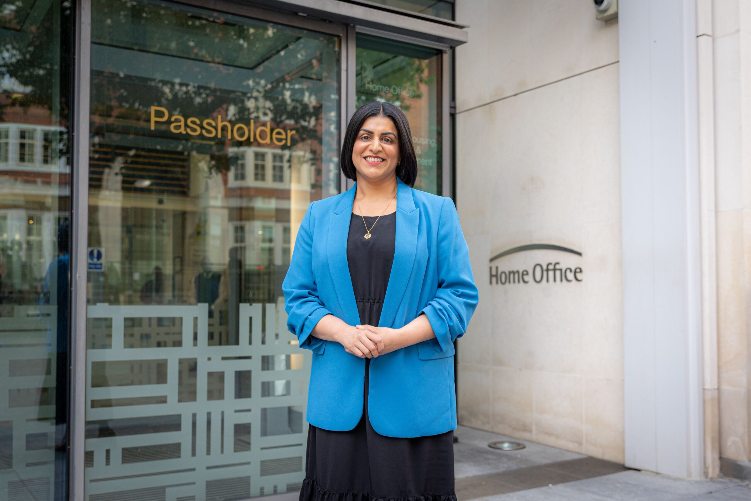 Göçmenlere İngilizce A seviyesi şartı geliyor 1 G0Gg3tgXgAAg LU 1 scaled