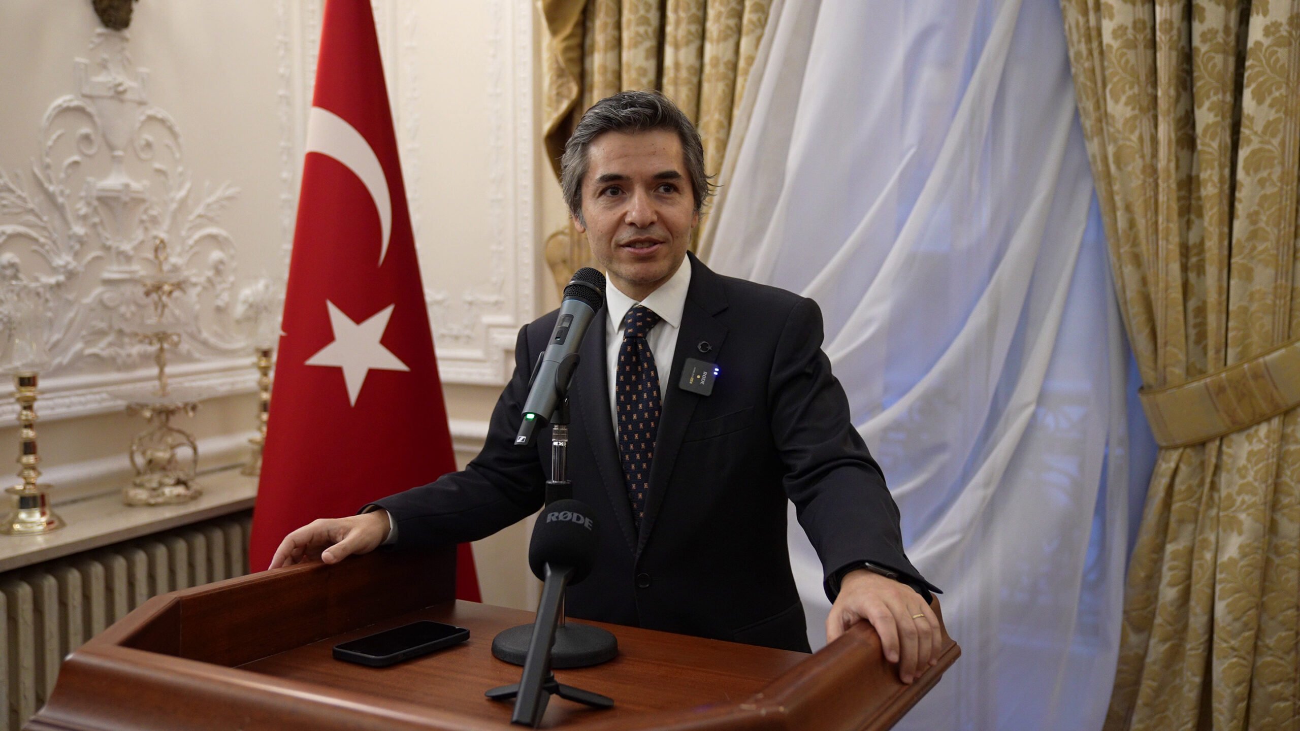 Büyükelçi Ertaş'tan Dünya Turizm Günü Mesajı: “Türkiye keşfedilmeyi bekleyen hazinelerle dolu” 1 osman koray ertas scaled