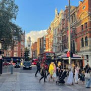 ingiltere londra sokak cocuk