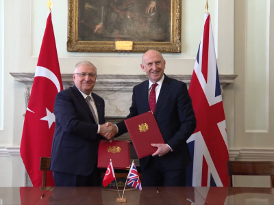 Eurofighter Typhoon Projesi: 10 Türk pilot ile 100 teknik personel İngiltere’de eğitim alacak 6 Milli Savunma Bakani Yasar Guler ile Ingiltere Savunma Bakani John Healey