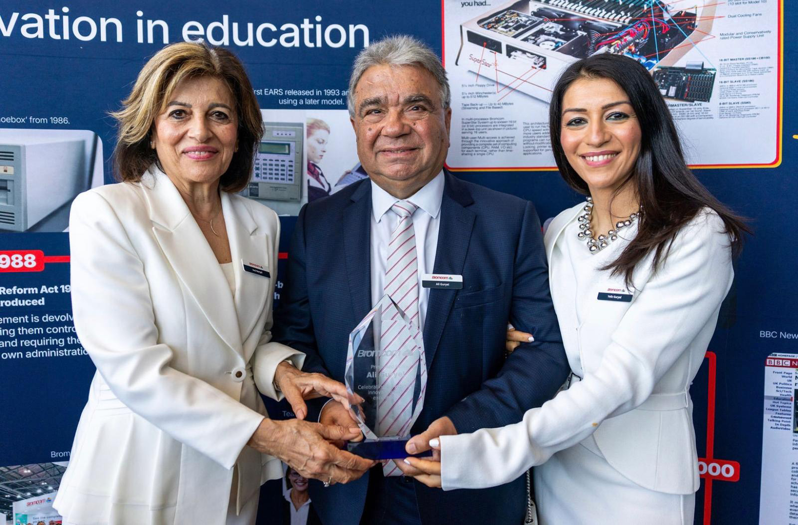 Londra Zirvesinde Bromcom at The Shard Ali Guryel inci guryel Yeliz Guryel Erener 1