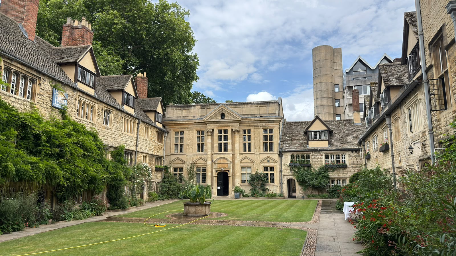 Oxford'ta COP31 ve iklim finansmanı için üst düzey buluşma 2 oxford universitesi st edmund