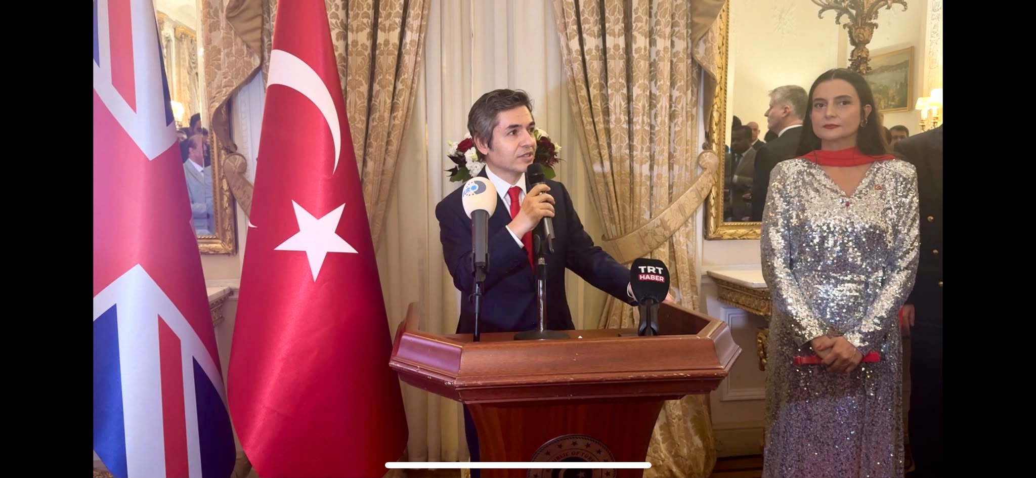 Cumhuriyet'in 103. Yılı Londra'da Kutlandı 1 WhatsApp Image 2026 10 29 at 20.52.46